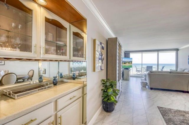 9600 S Ocean Drive, Unit 306, Jensen Beach, FL 34957 Photo