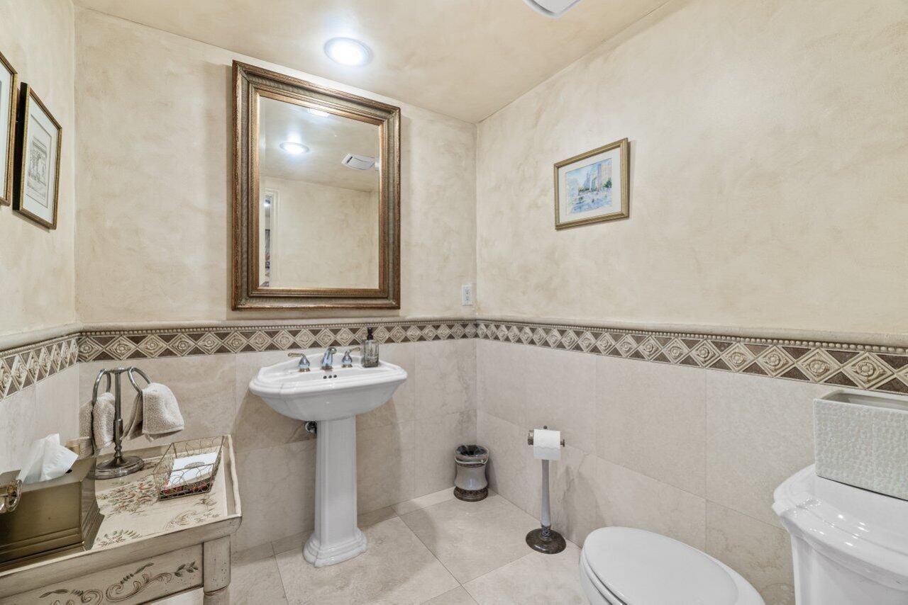 3740 S Ocean Boulevard, Unit 201, Highland Beach, FL 33487 Photo