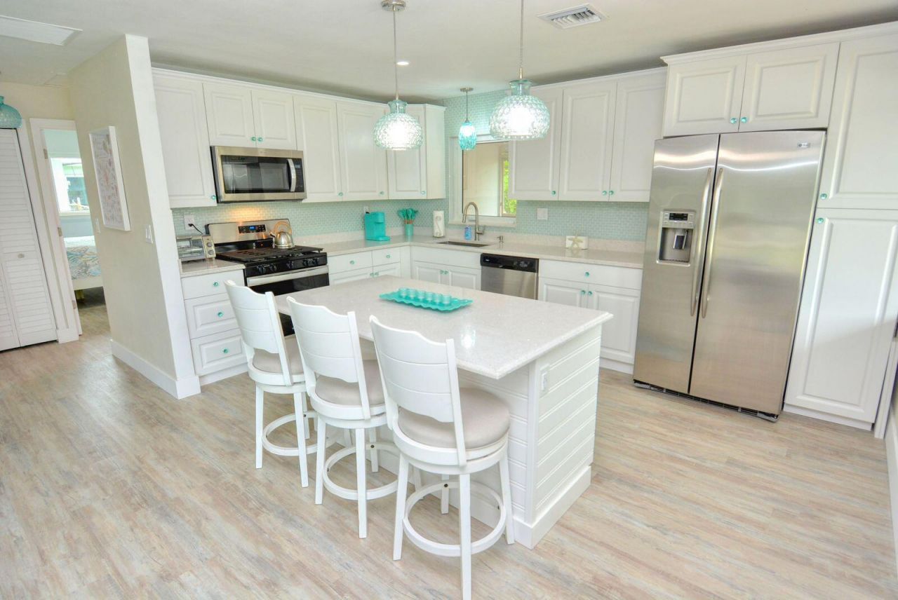 1315 NE Flora Place, Jensen Beach, FL 34957 Photo