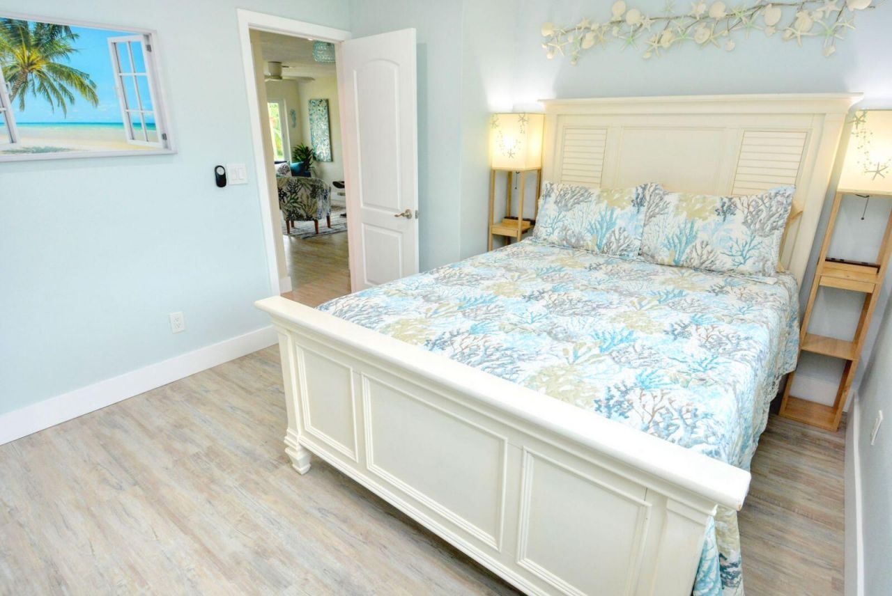 1315 NE Flora Place, Jensen Beach, FL 34957 Photo