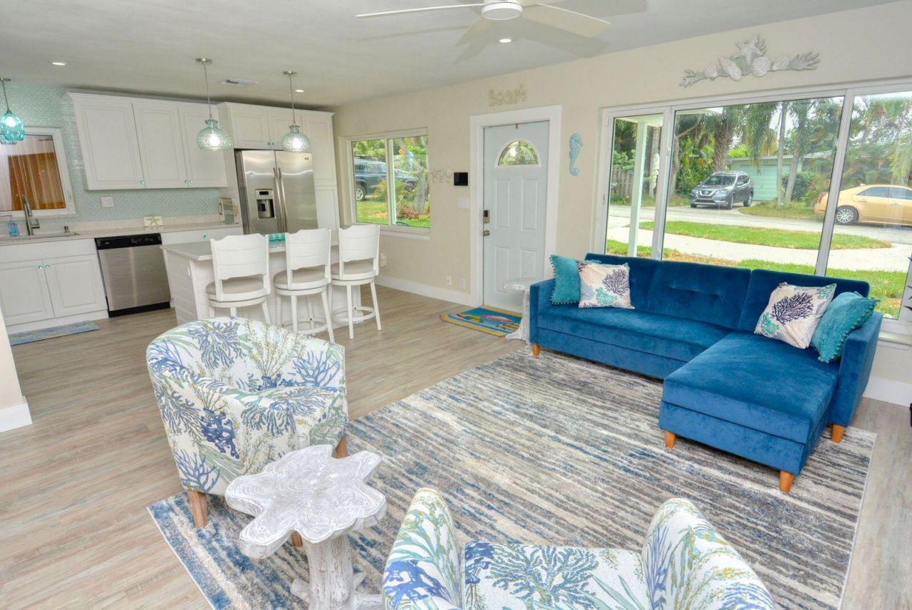 1315 NE Flora Place, Jensen Beach, FL 34957 Photo