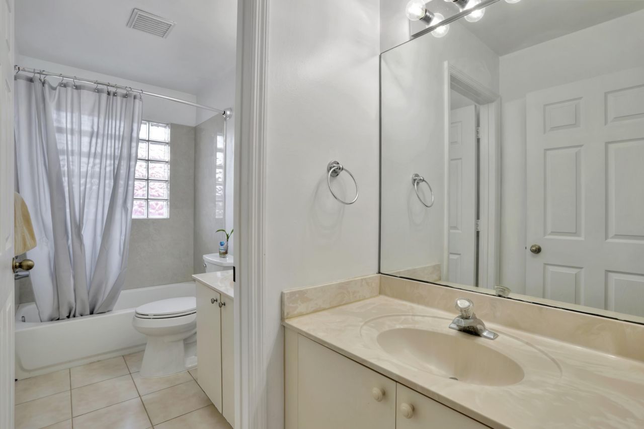 4066 Crescent Creek Street, Coconut Creek, FL 33073 Photo