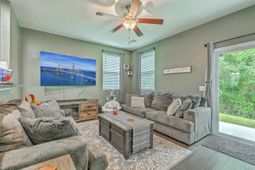 9101 Parlor Drive photo 4