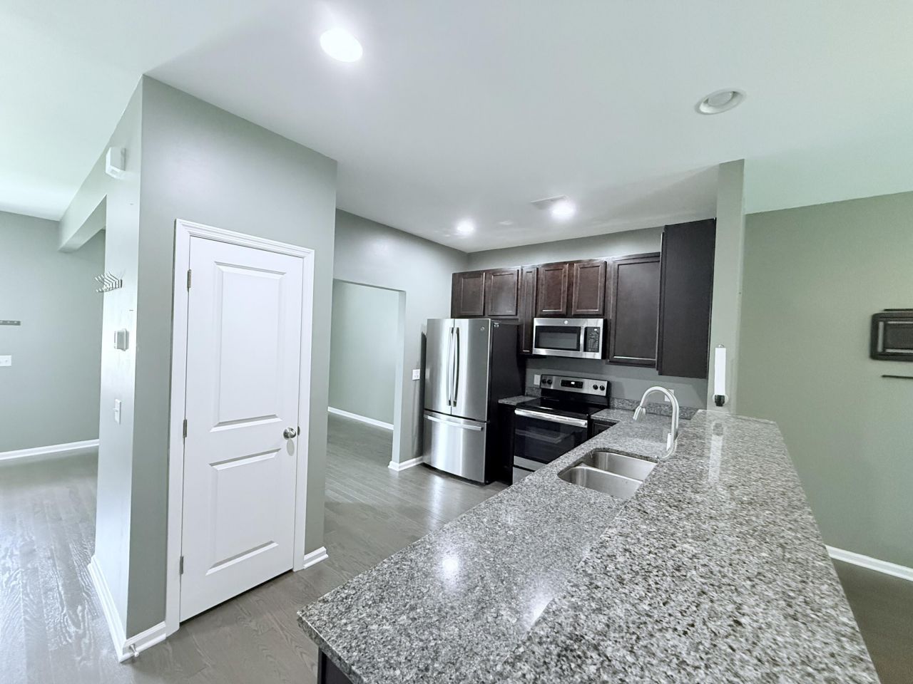 9101 Parlor Drive Photo 22