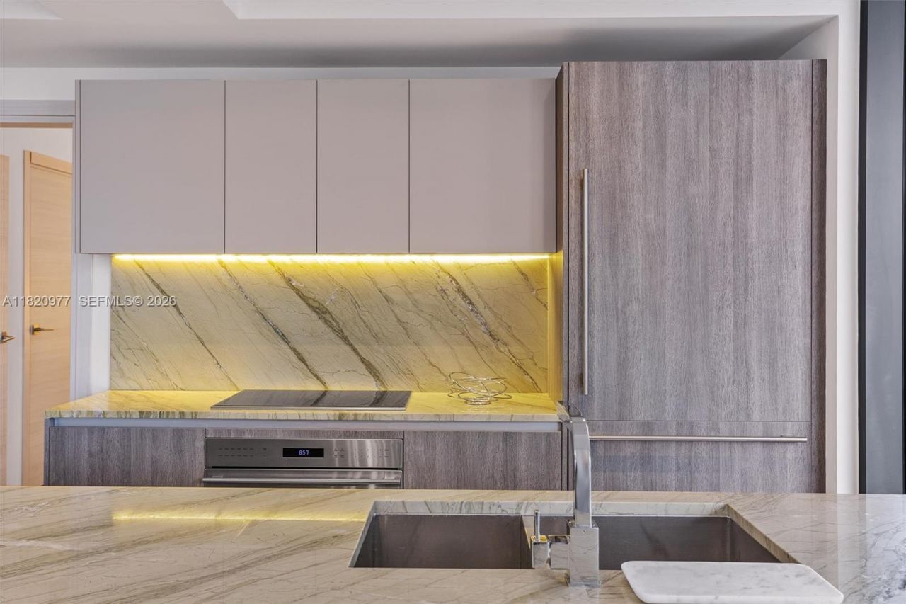 801 S Miami Ave, Unit 4205, Miami, FL 33130 Photo