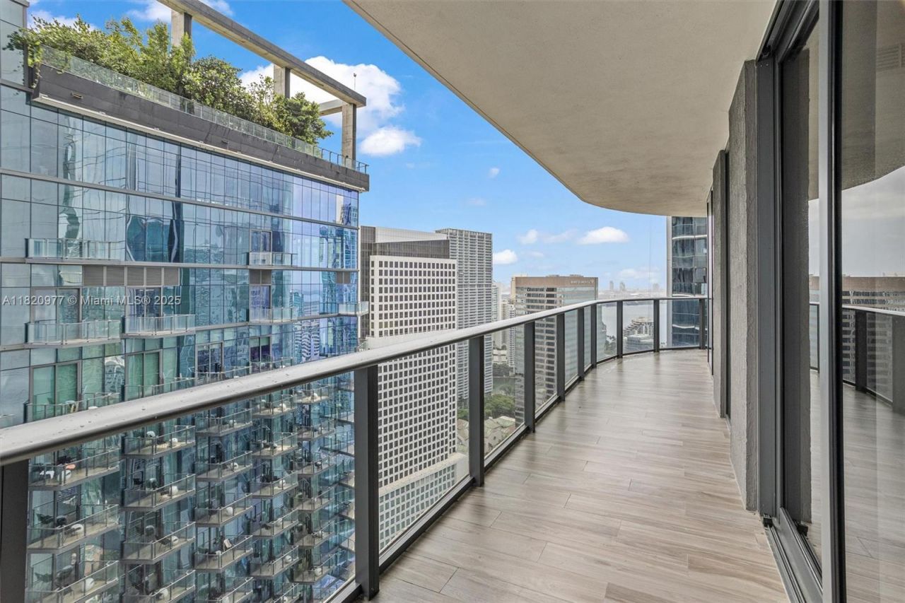 801 S Miami Ave, Unit 4205, Miami, FL 33130 Photo