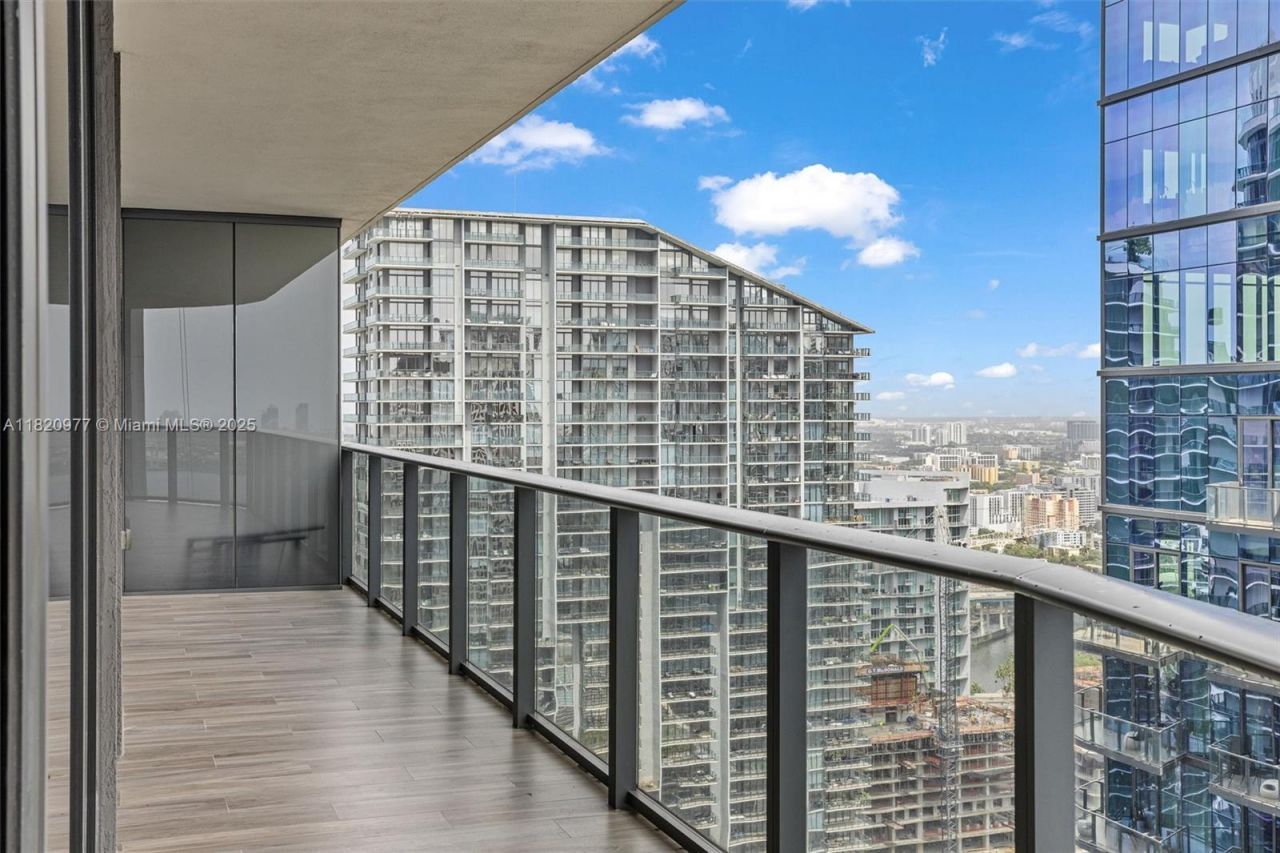 801 S Miami Ave, Unit 4205, Miami, FL 33130 Photo