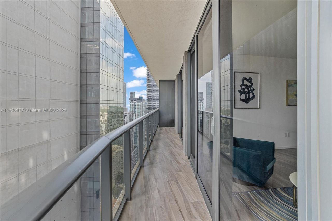 801 S Miami Ave, Unit 4205, Miami, FL 33130 Photo