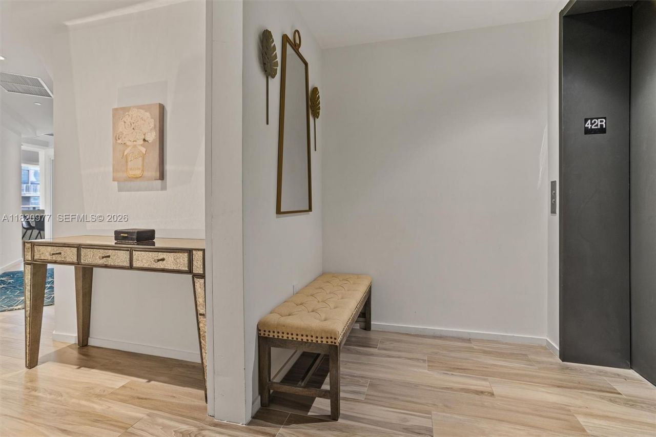 801 S Miami Ave, Unit 4205, Miami, FL 33130 Photo