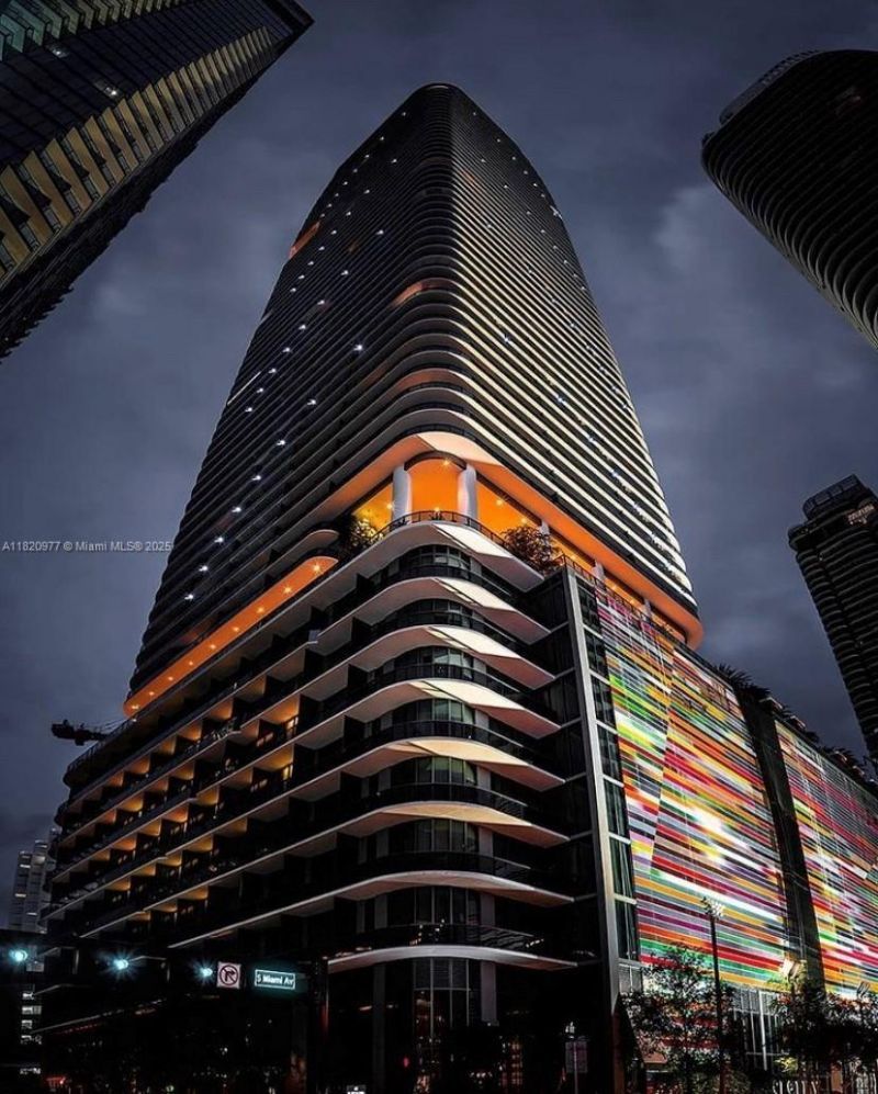 801 S Miami Ave, Unit 4205, Miami, FL 33130 Photo