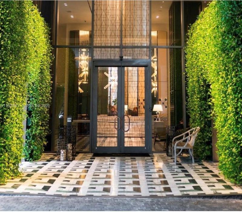 801 S Miami Ave, Unit 4205, Miami, FL 33130 Photo