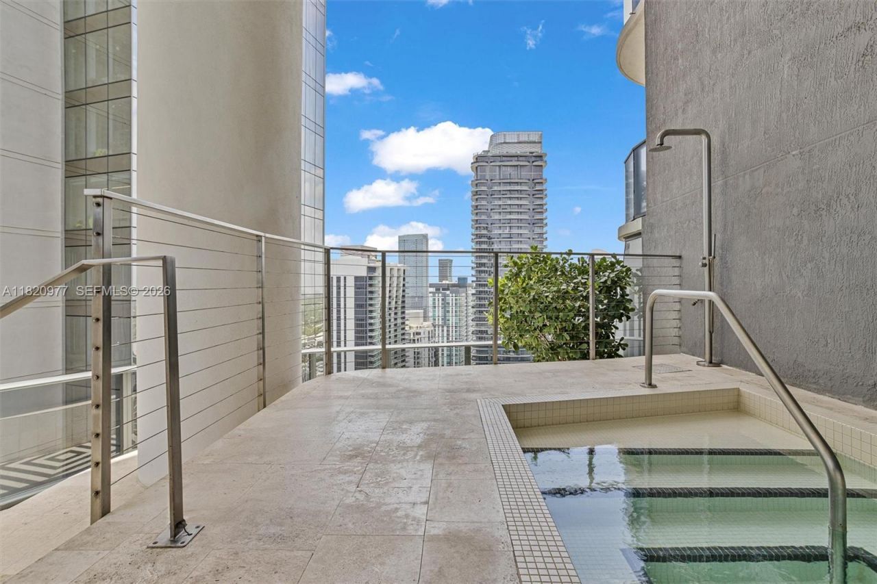 801 S Miami Ave, Unit 4205, Miami, FL 33130 Photo