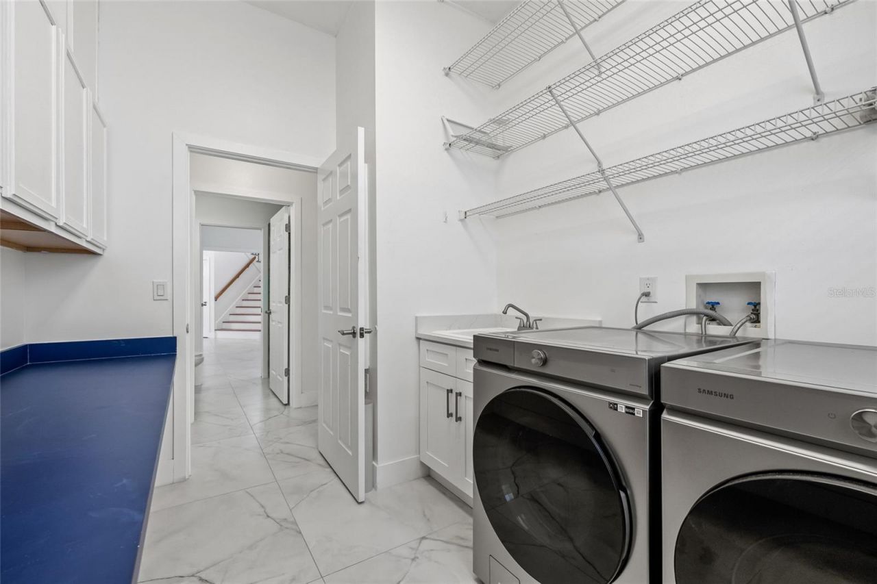 1191 Darlington Oak Drive Ne, Saint Petersburg, FL 33703 Photo