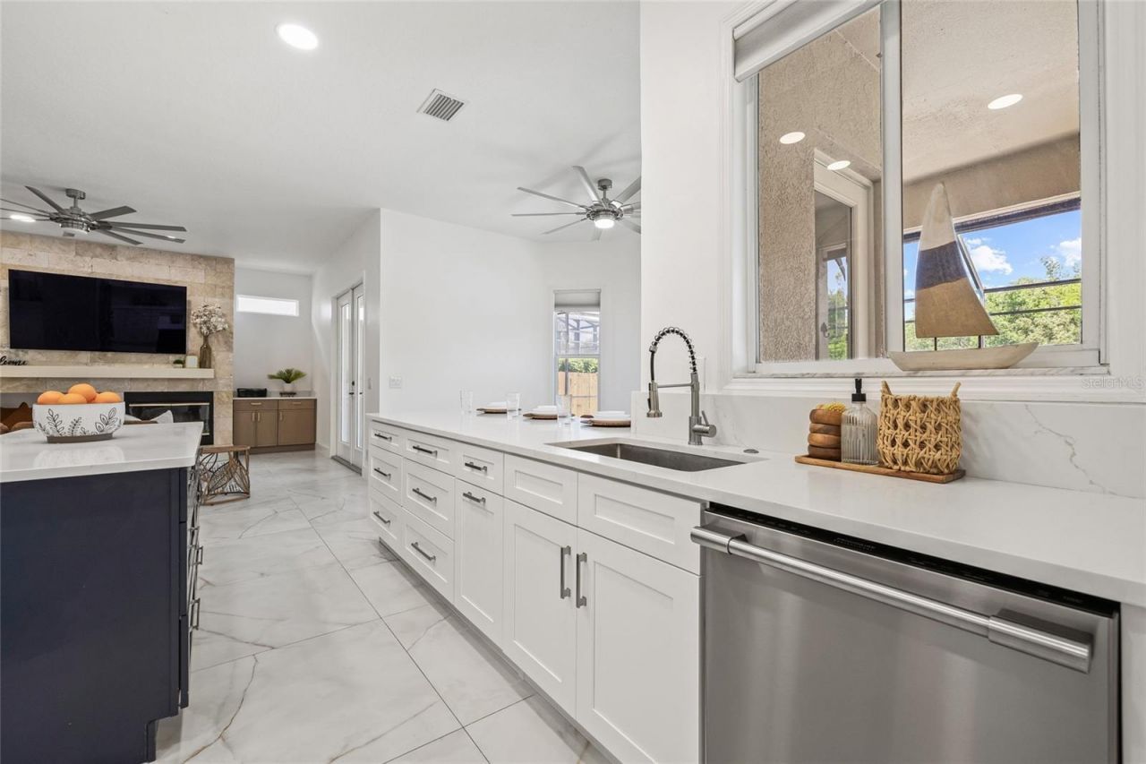 1191 Darlington Oak Drive Ne, Saint Petersburg, FL 33703 Photo