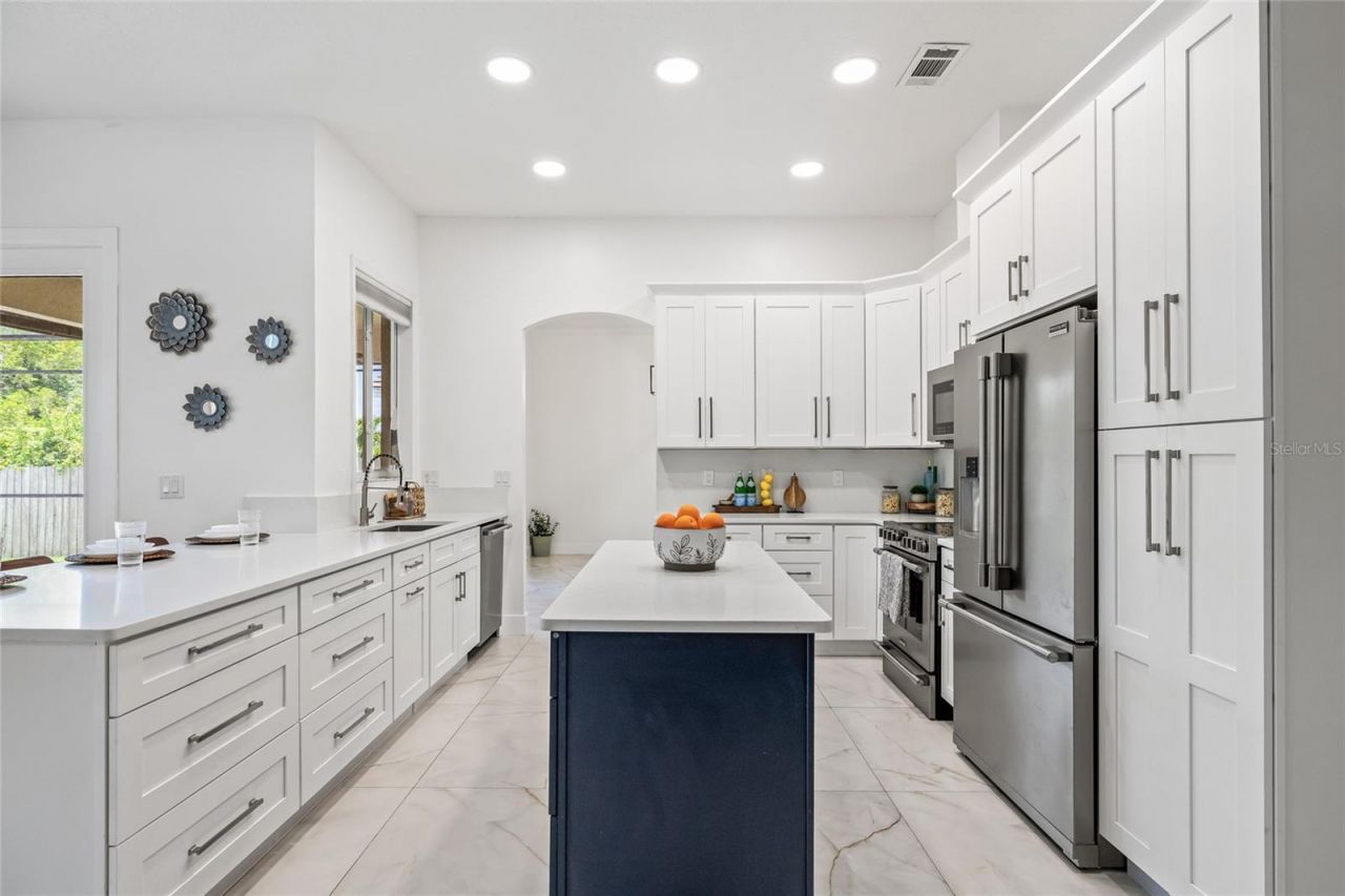 1191 Darlington Oak Drive Ne, Saint Petersburg, FL 33703 Photo