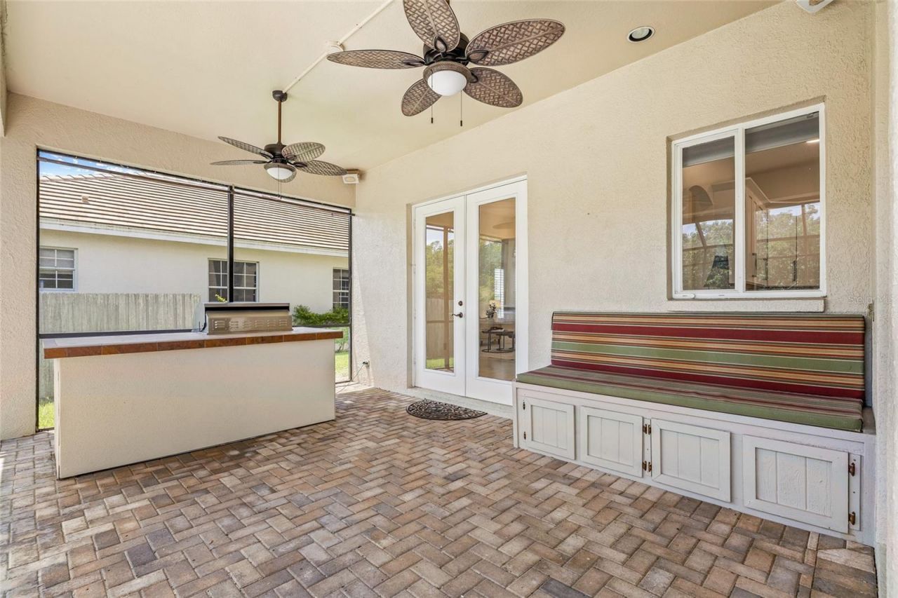 1191 Darlington Oak Drive Ne, Saint Petersburg, FL 33703 Photo