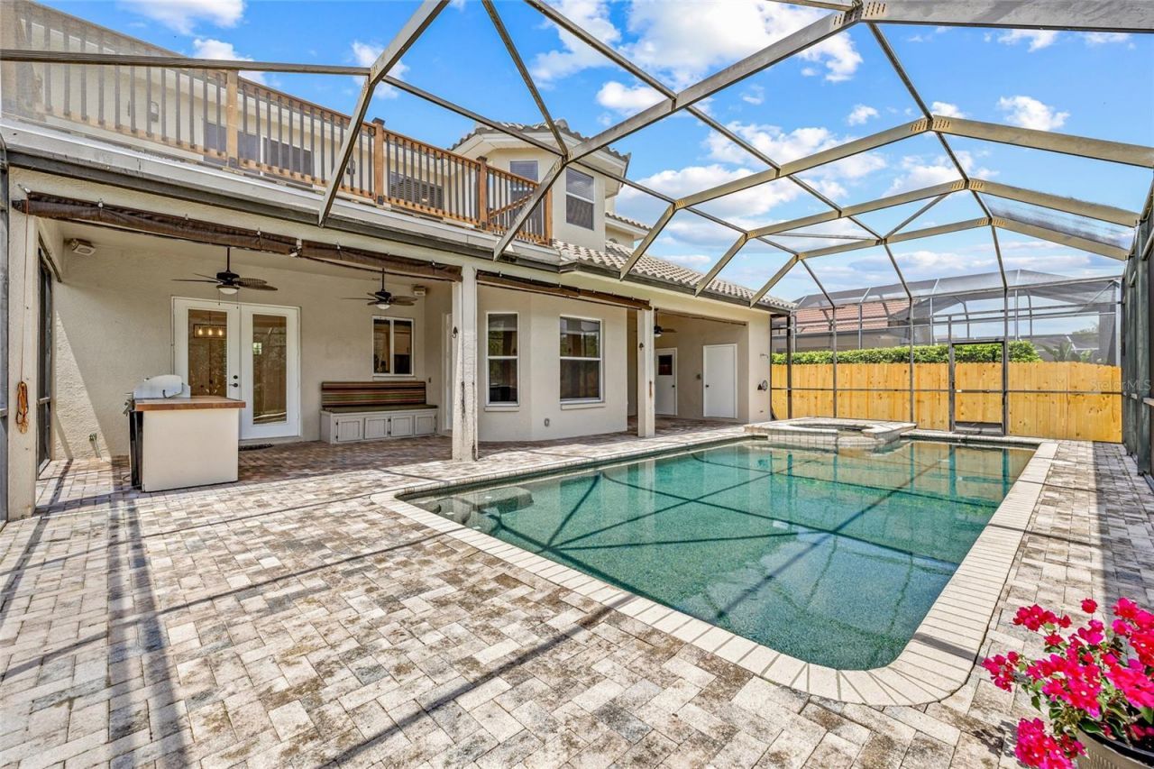 1191 Darlington Oak Drive Ne, Saint Petersburg, FL 33703 Photo