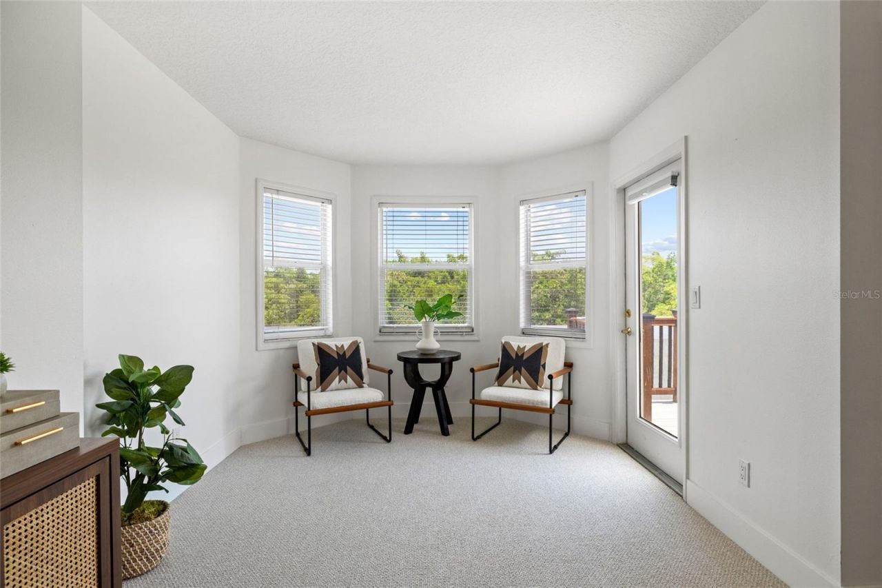 1191 Darlington Oak Drive Ne, Saint Petersburg, FL 33703 Photo