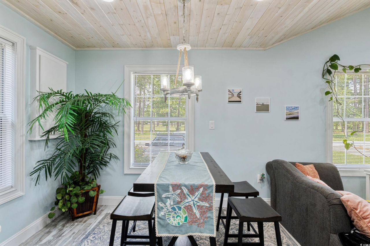 10071 Kings Rd. Photo 14