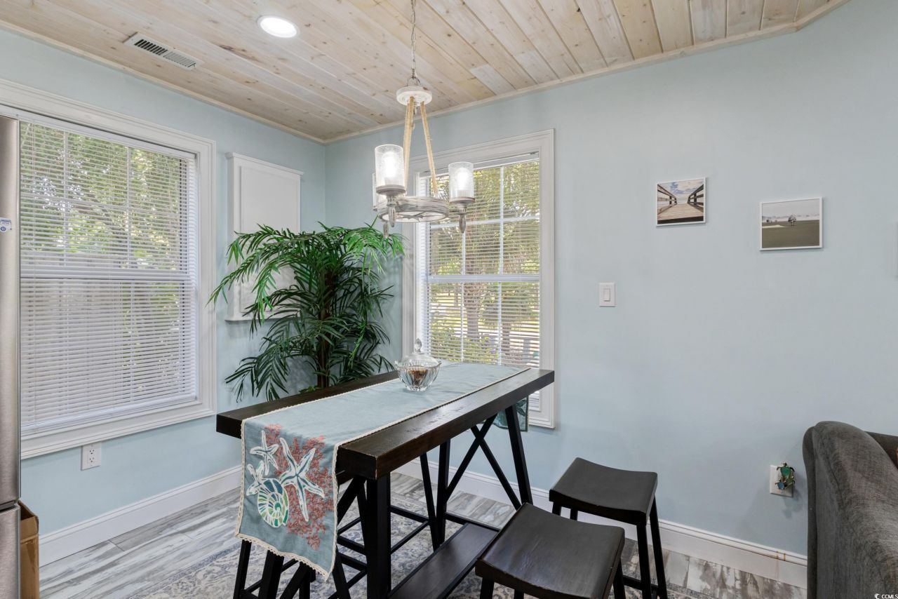 10071 Kings Rd. Photo 15