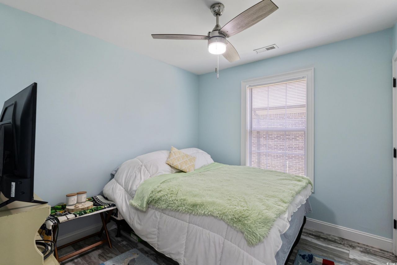 10071 Kings Rd. Photo 21