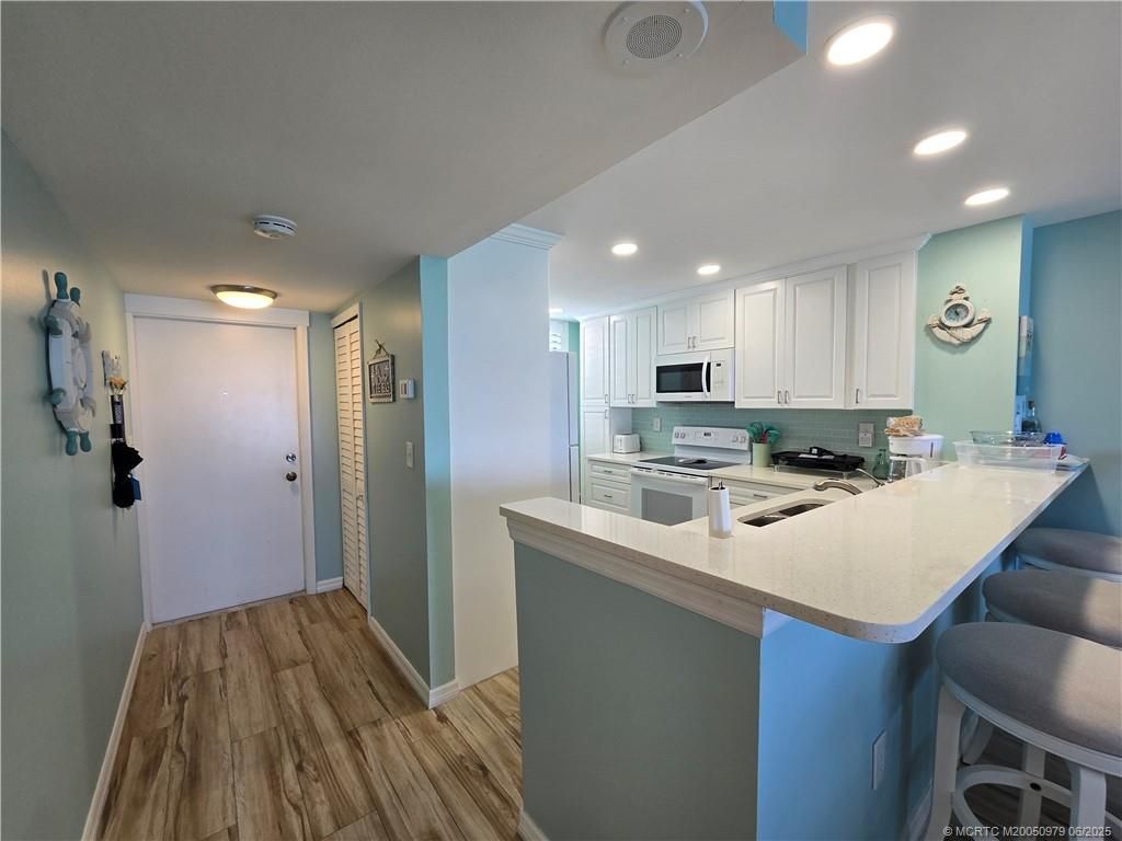 10600 S Ocean Drive, Unit 709, Jensen Beach, FL 34957 Photo