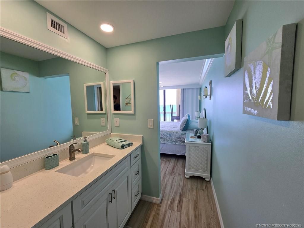 10600 S Ocean Drive, Unit 709, Jensen Beach, FL 34957 Photo