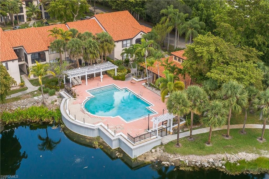 2214 Arbour Walk Cir, Unit 2022, Naples, FL 34109 Photo