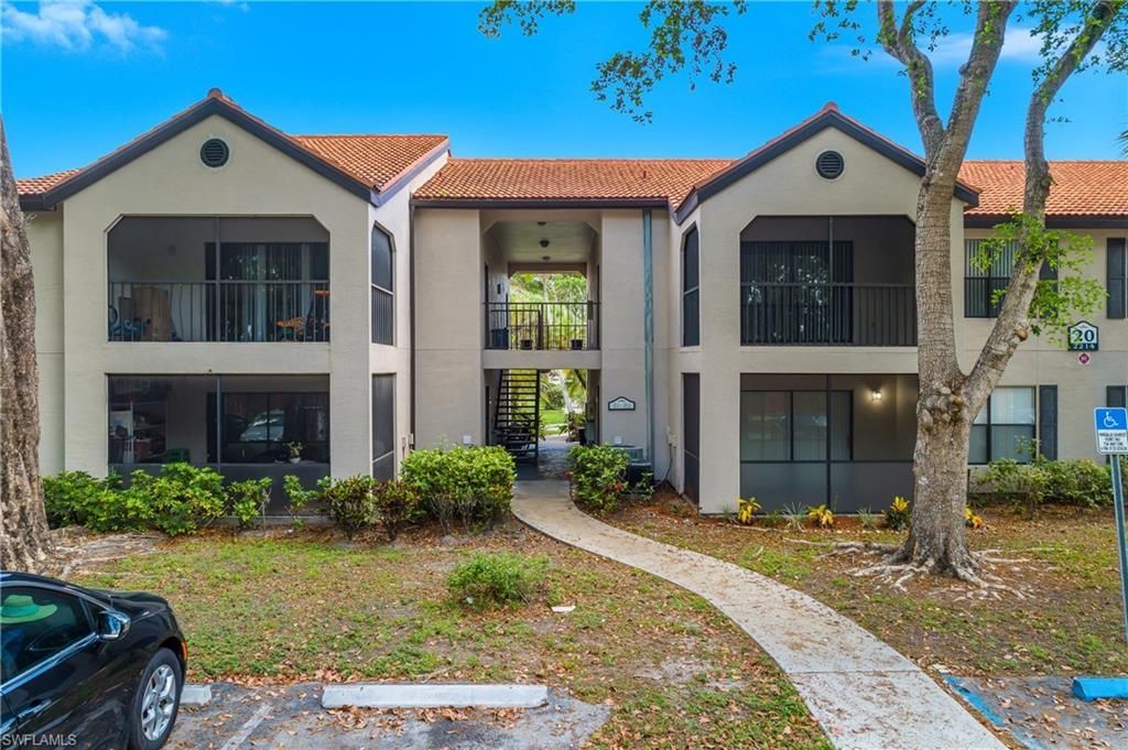 2214 Arbour Walk Cir, Unit 2022, Naples, FL 34109 Photo
