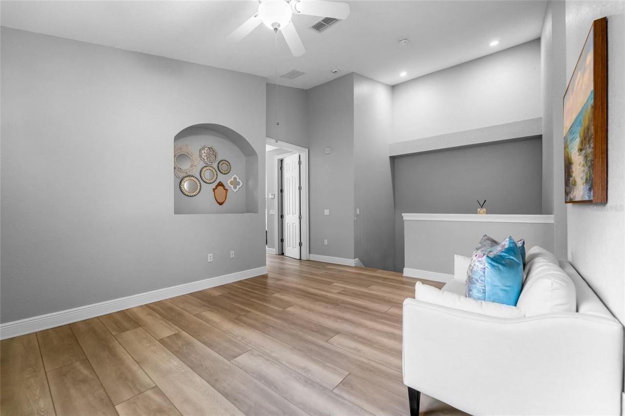 191 Banyan Bay Drive, Saint Petersburg, FL 33705 Photo