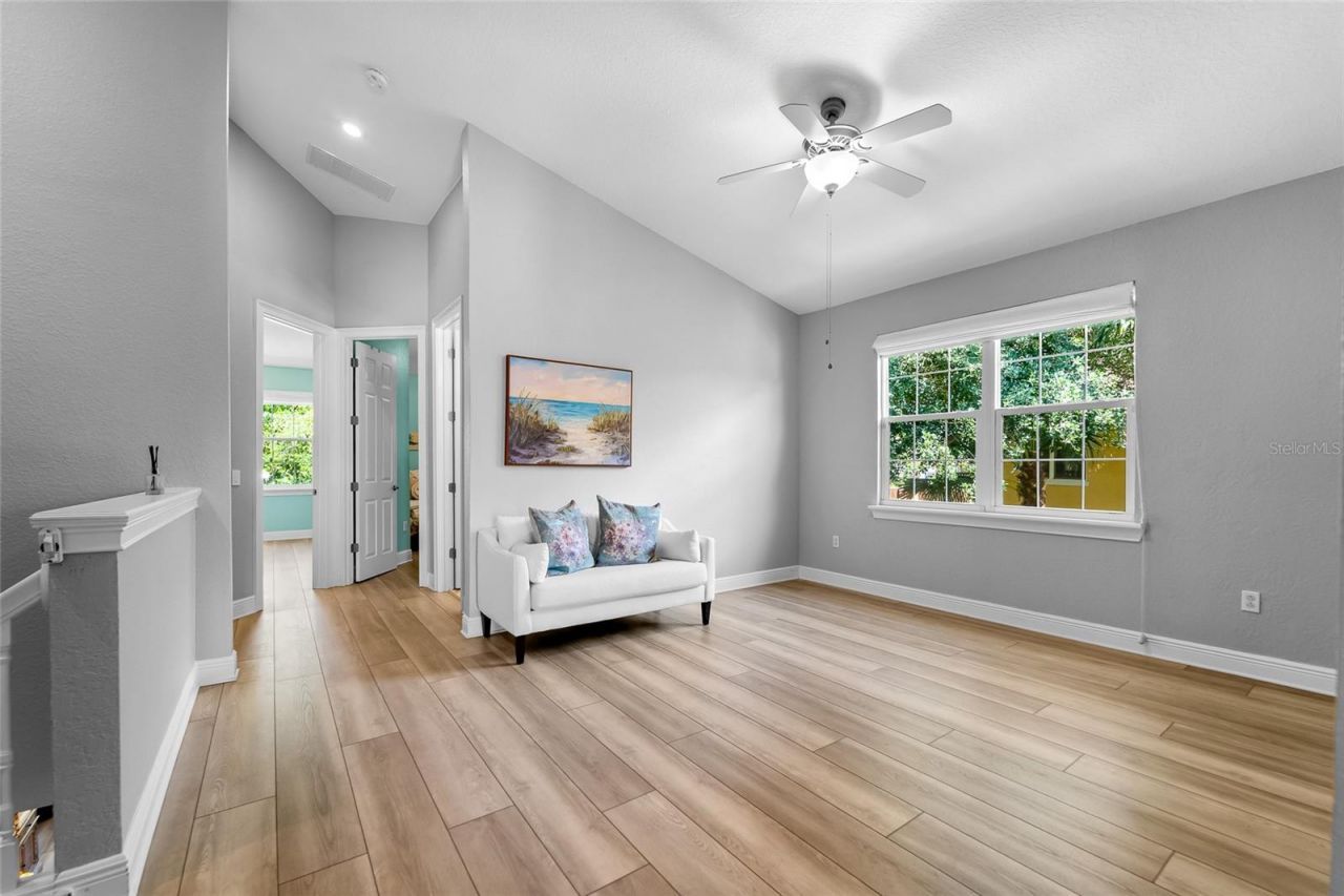 191 Banyan Bay Drive, Saint Petersburg, FL 33705 Photo