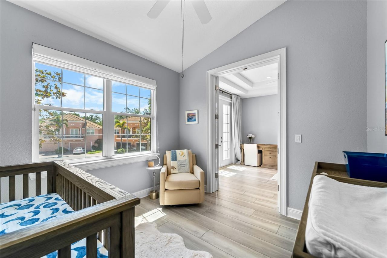 191 Banyan Bay Drive, Saint Petersburg, FL 33705 Photo