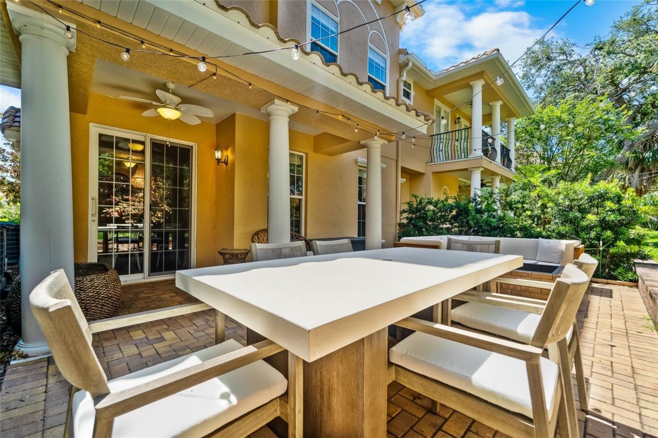 191 Banyan Bay Drive, Saint Petersburg, FL 33705 Photo