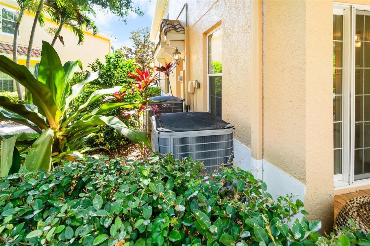 191 Banyan Bay Drive, Saint Petersburg, FL 33705 Photo