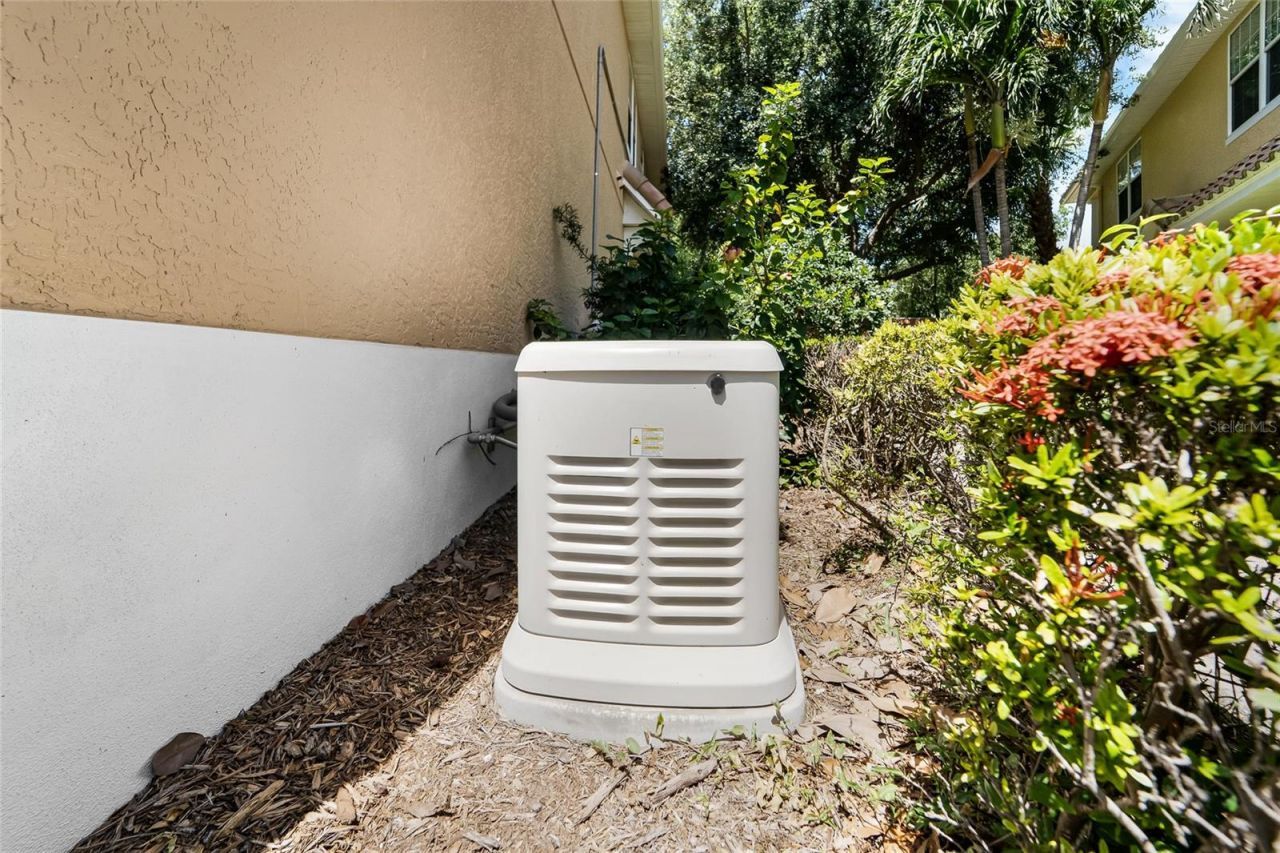 191 Banyan Bay Drive, Saint Petersburg, FL 33705 Photo