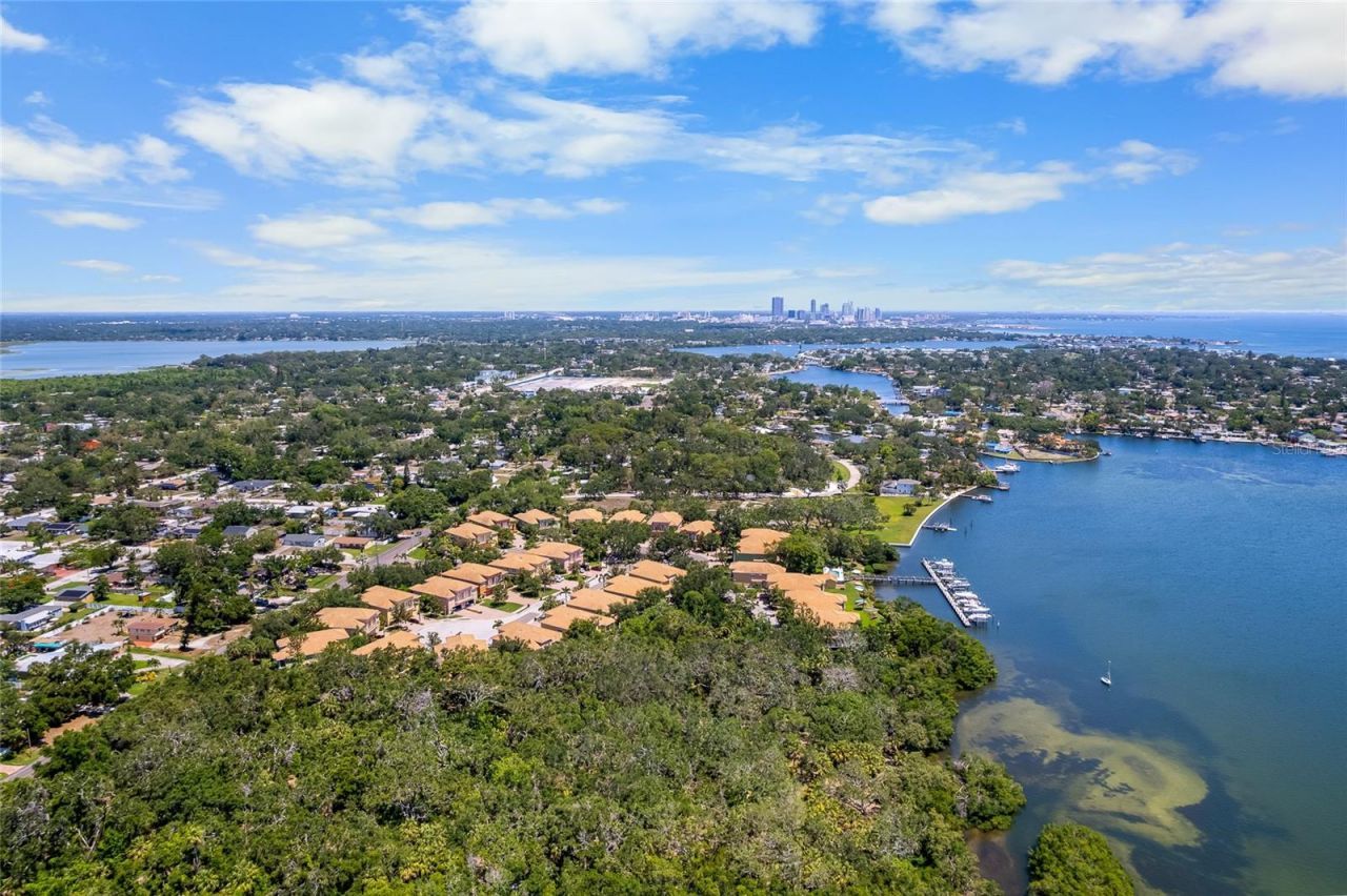 191 Banyan Bay Drive, Saint Petersburg, FL 33705 Photo