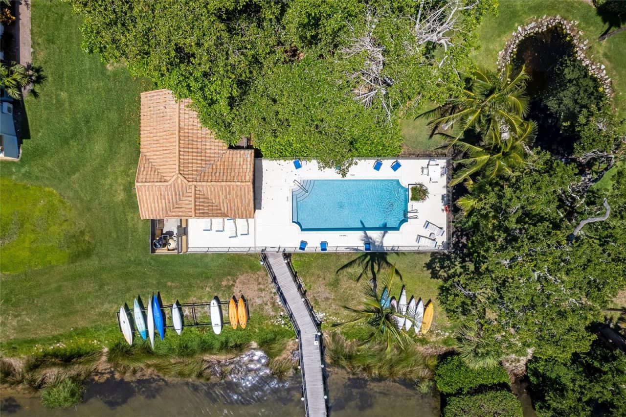 191 Banyan Bay Drive, Saint Petersburg, FL 33705 Photo