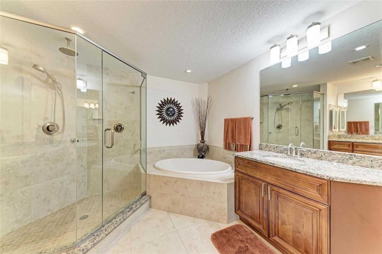 7820 34th Avenue W, Unit 102, Bradenton, FL 34209 Photo