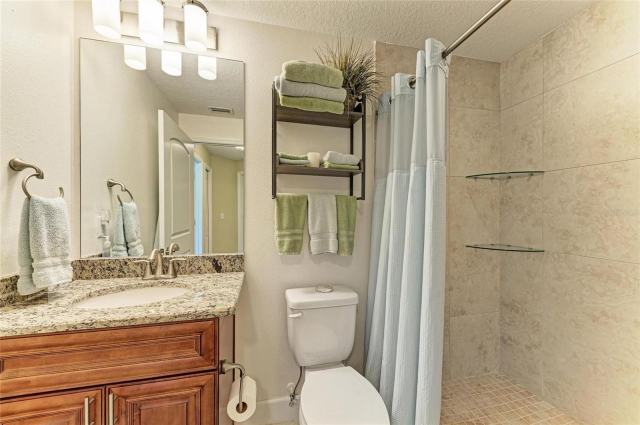 7820 34th Avenue W, Unit 102, Bradenton, FL 34209 Photo