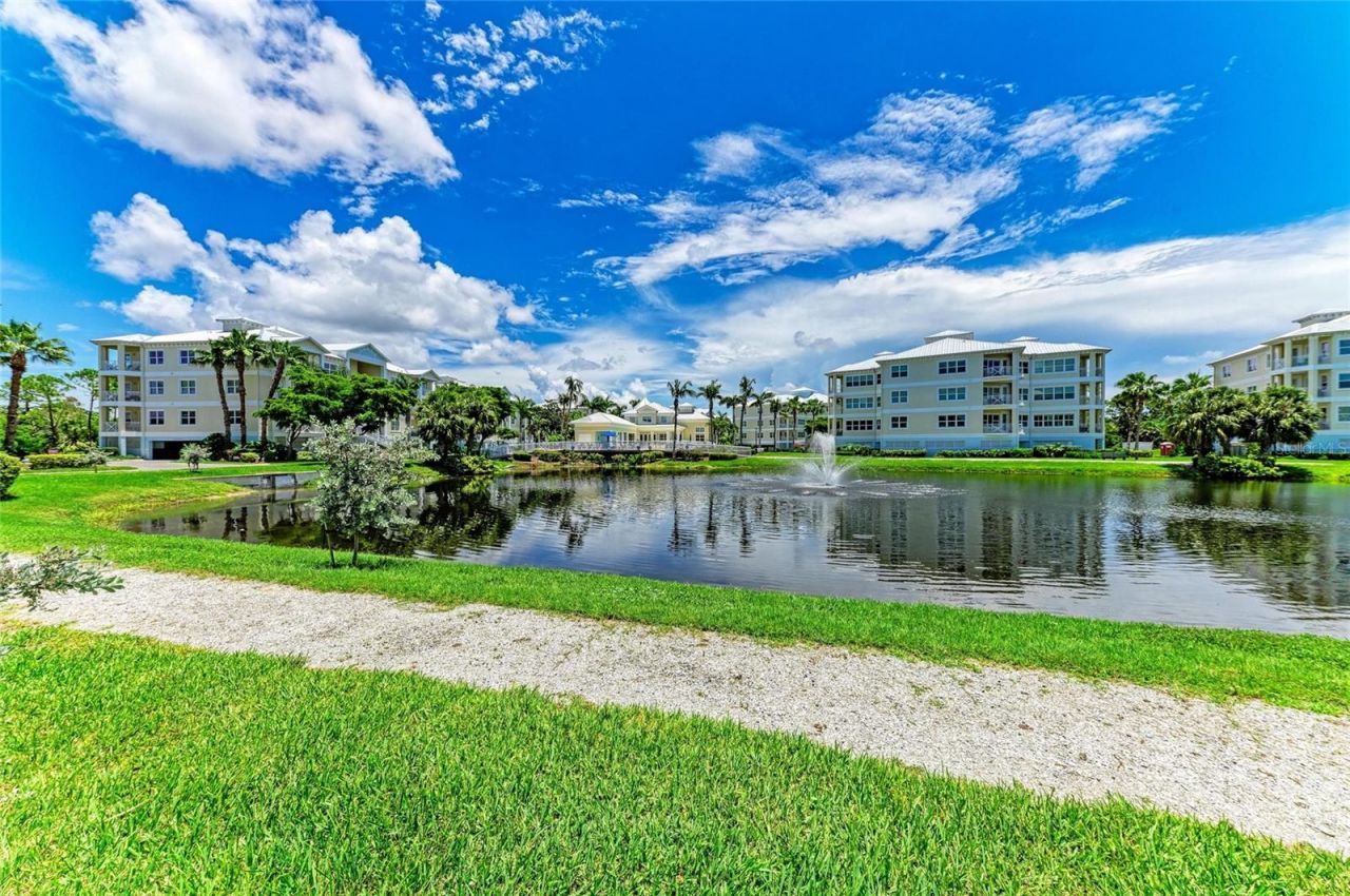 7820 34th Avenue W, Unit 102, Bradenton, FL 34209 Photo
