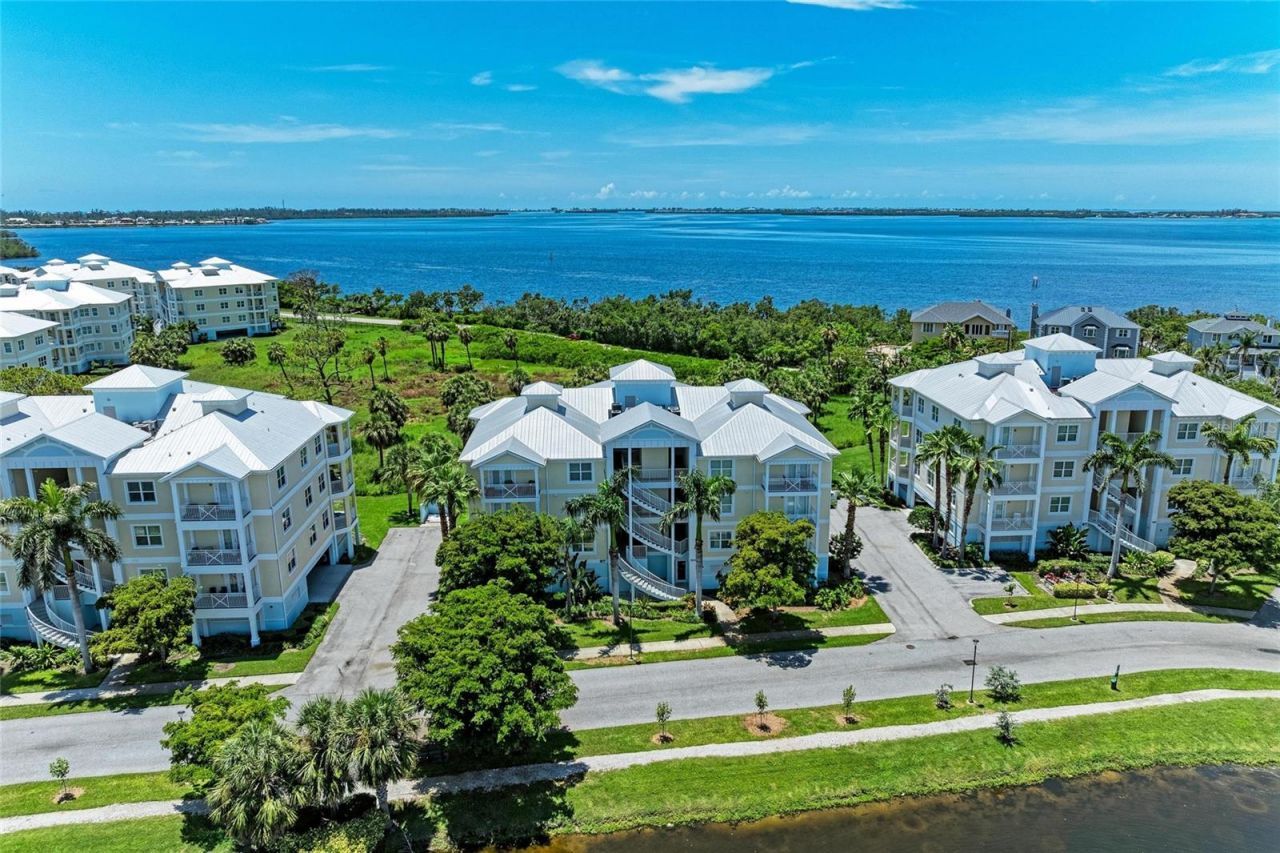 7820 34th Avenue W, Unit 102, Bradenton, FL 34209 Photo