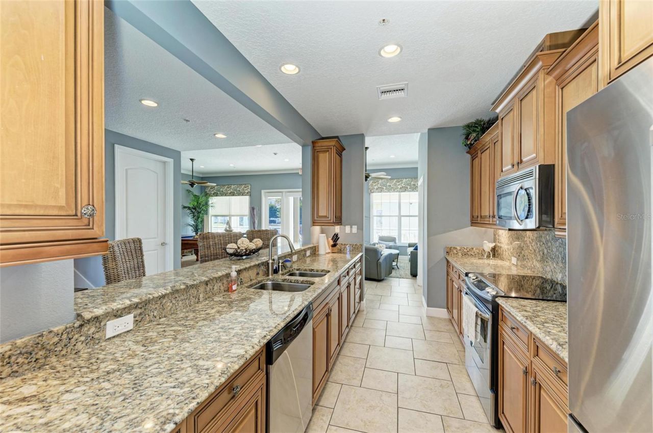 7820 34th Avenue W, Unit 102, Bradenton, FL 34209 Photo