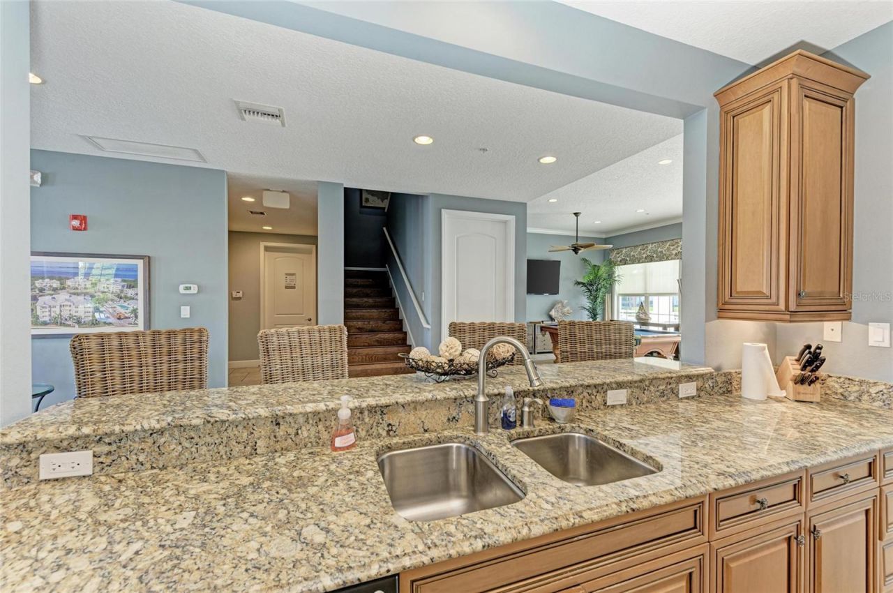 7820 34th Avenue W, Unit 102, Bradenton, FL 34209 Photo