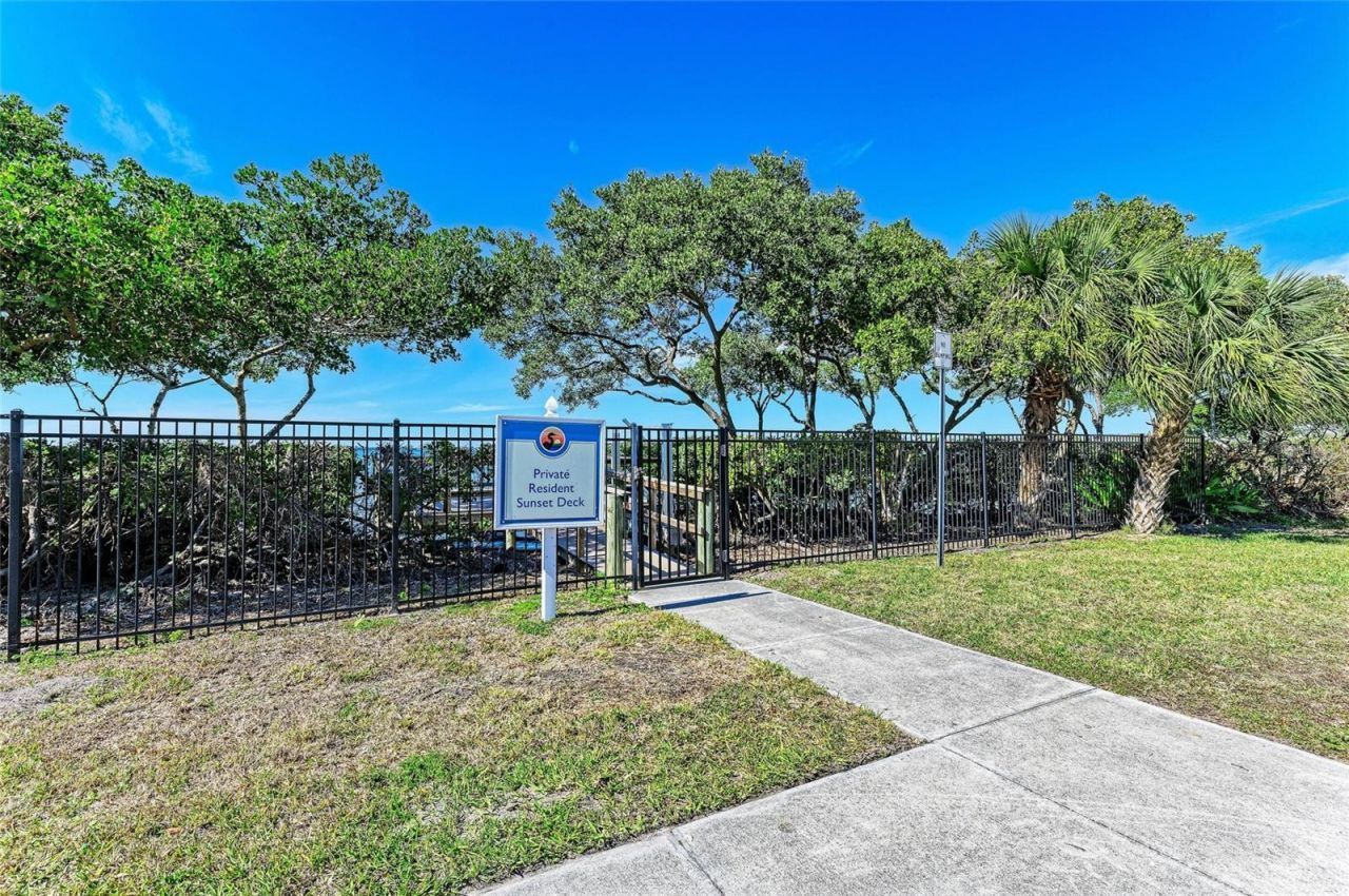 7820 34th Avenue W, Unit 102, Bradenton, FL 34209 Photo