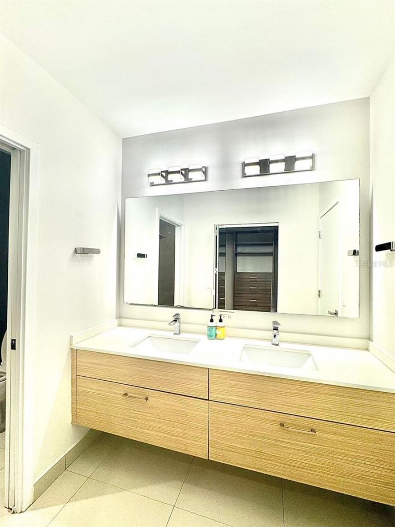 600 NE 27th Street, Unit 604, Miami, FL 33137 Photo