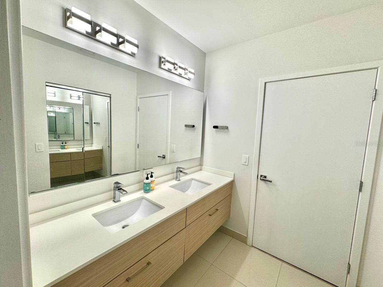 600 NE 27th Street, Unit 604, Miami, FL 33137 Photo