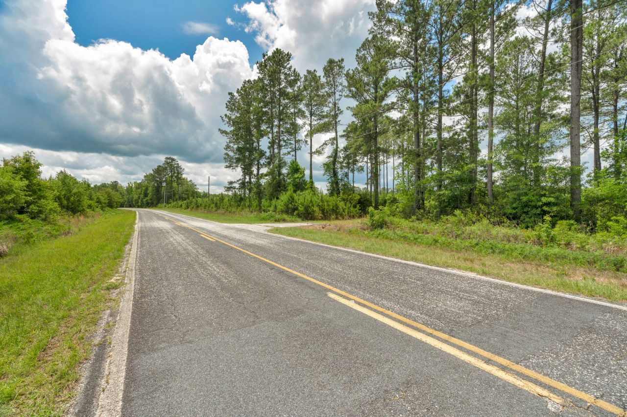 0000 N Brewington Road Photo 30