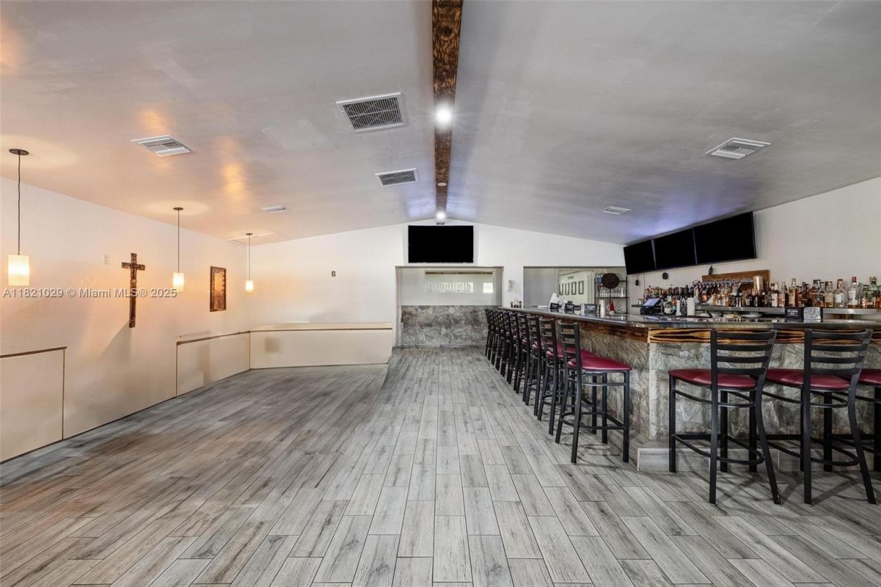 93 S Hall St, La Belle, FL 33935 Photo