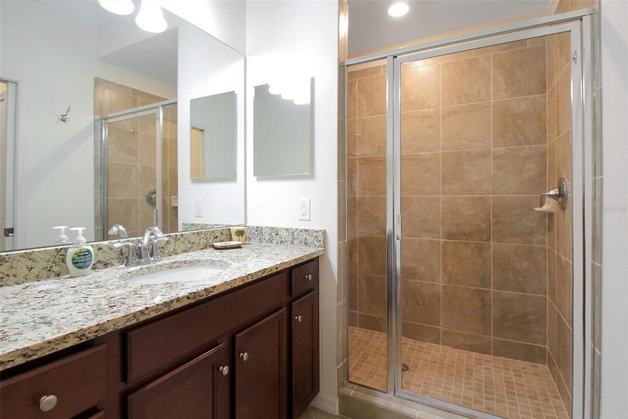 17006 Vardon Terrace, Unit 406, Bradenton, FL 34211 Photo