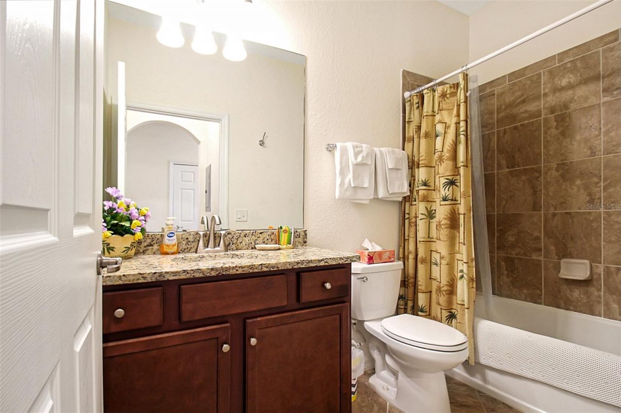 17006 Vardon Terrace, Unit 406, Bradenton, FL 34211 Photo